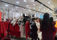 白沙女新款羽絨服 工廠直銷享優(yōu)惠，精品羊剪絨與暖冬好禮相送